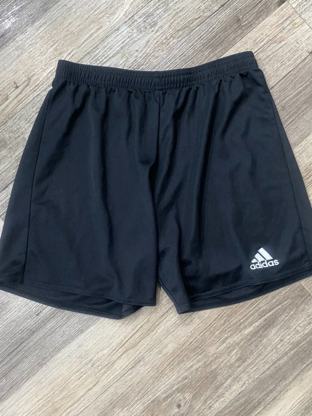 Great Condition! Used Boys Youth Black Adidas Aeroready Shorts / Size M